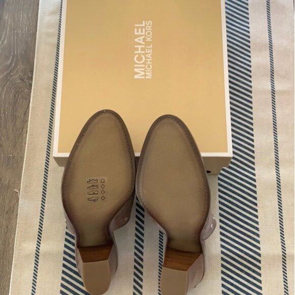Michael Kors || "Louise" Suede Mules - Picture 4 of 6
